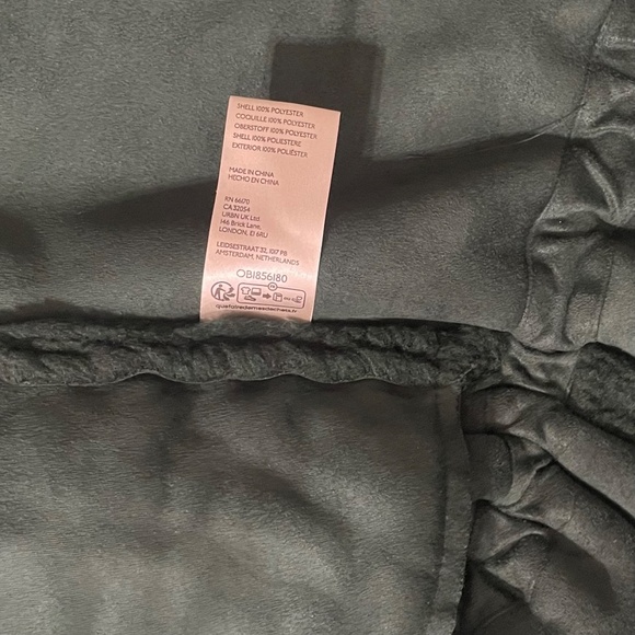 By ANTHROPOLOGIE Cozy Cinched Faux Shearling Vest Green Fleece Outdoors X-Small - Picture 13 of 15